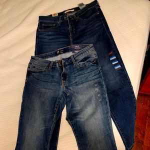 2 pants size 31/ 12  regular  color  blue gap end Levi's